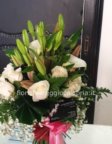 mazzo bouquet lilium e rose